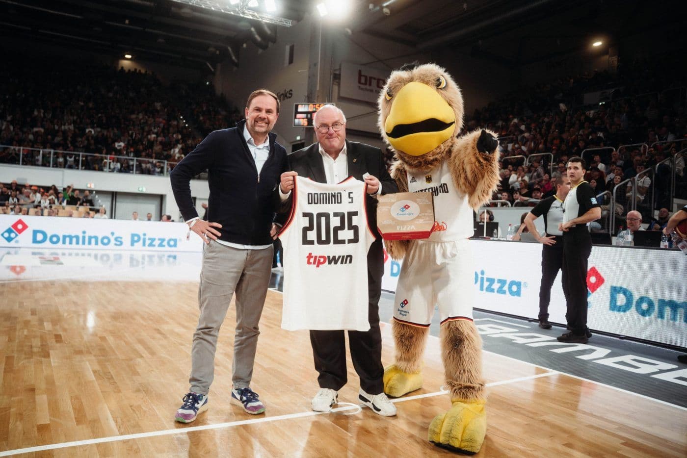 Domino’s Pizza sichert sich Premium-Sponsoring bei deutscher Basketball-Nationalmannschaft