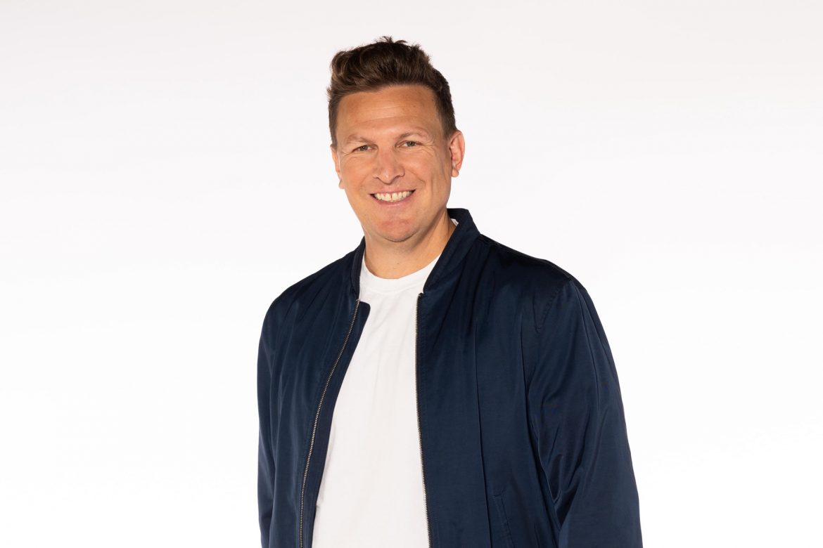 So arbeitet Basti Schwele als Kommentator bei der Darts-WM in London